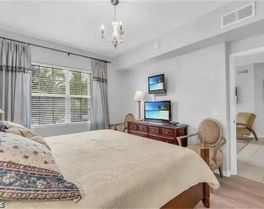 15645 Ocean Walk Circle - Photo Thumbnail 11