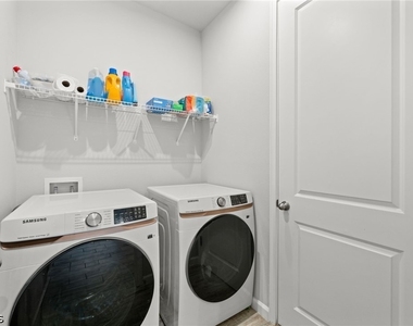 10288 Bonavie Cove Drive - Photo Thumbnail 12