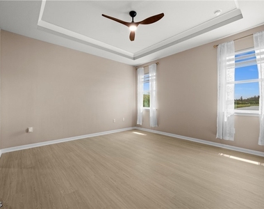 10288 Bonavie Cove Drive - Photo Thumbnail 17