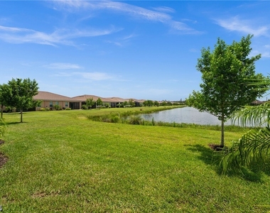 10288 Bonavie Cove Drive - Photo Thumbnail 25