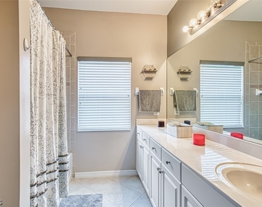 3230 Cottonwood Bend - Photo Thumbnail 22