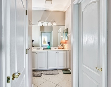 3230 Cottonwood Bend - Photo Thumbnail 18