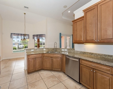 2024 Se 28th Terrace - Photo Thumbnail 7