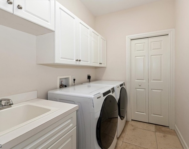 2024 Se 28th Terrace - Photo Thumbnail 8
