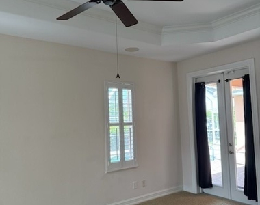 2024 Se 28th Terrace - Photo Thumbnail 9