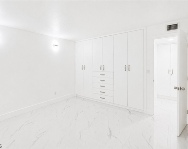 2504 Se 16th Place - Photo Thumbnail 23