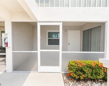 2504 Se 16th Place - Photo Thumbnail 2
