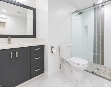 2504 Se 16th Place - Photo Thumbnail 19