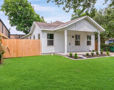 4415 Castor Street - Photo Thumbnail 11