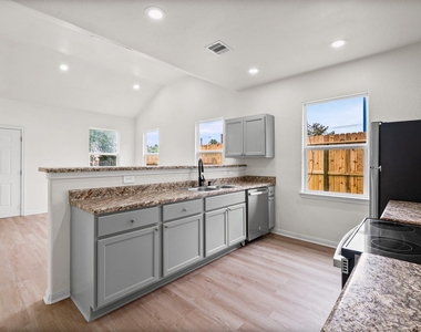4415 Castor Street - Photo Thumbnail 4
