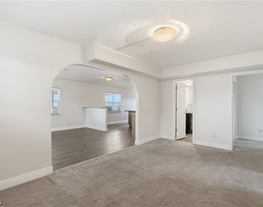 2342 Barden Street - Photo Thumbnail 11