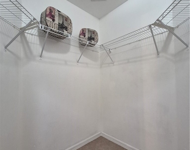 3001 51st Street Sw - Photo Thumbnail 18