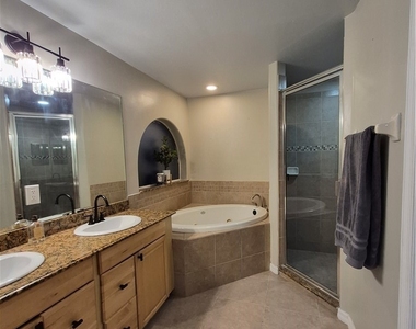 3001 51st Street Sw - Photo Thumbnail 20