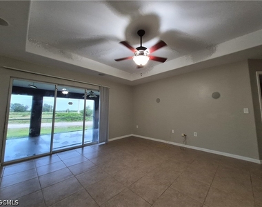 3001 51st Street Sw - Photo Thumbnail 8
