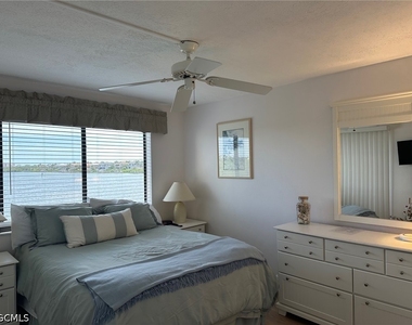 4835 Bonita Beach Road - Photo Thumbnail 5