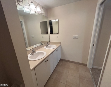 8313 Bernwood Cove Loop - Photo Thumbnail 8