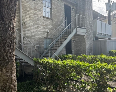 10821 Braes Bend Drive - Photo Thumbnail 1