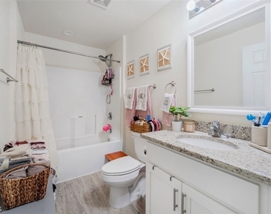 5013 Se Tradewinds Circle - Photo Thumbnail 8