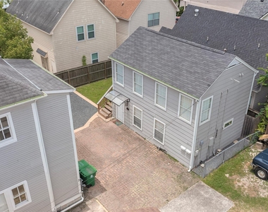 3310 Crawford Street - Photo Thumbnail 8