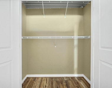 5925 Almeda Road - Photo Thumbnail 10