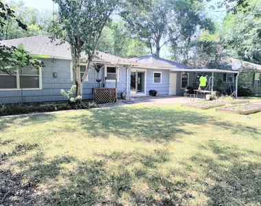 5559 Aspen Street - Photo Thumbnail 11