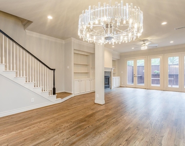 2504 Park Street - Photo Thumbnail 3