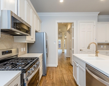 2504 Park Street - Photo Thumbnail 17