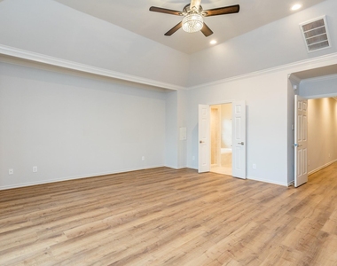 2504 Park Street - Photo Thumbnail 20