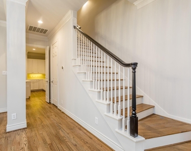 2504 Park Street - Photo Thumbnail 12
