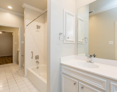 2504 Park Street - Photo Thumbnail 29