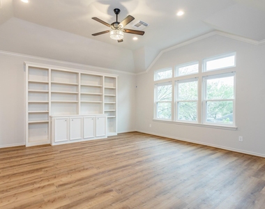 2504 Park Street - Photo Thumbnail 18