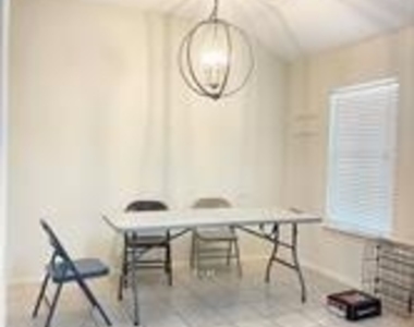 18235 Sorrell Oaks Lane - Photo Thumbnail 7