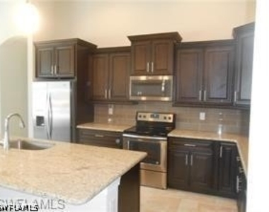 1901 Se 21st Terrace - Photo Thumbnail 16