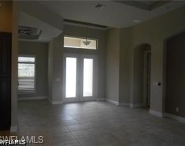 1901 Se 21st Terrace - Photo Thumbnail 14