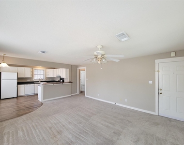 4634 Norhill Boulevard - Photo Thumbnail 7