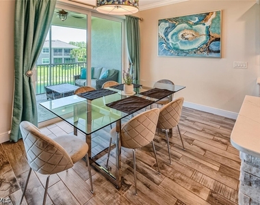 6960 Avalon Circle - Photo Thumbnail 7