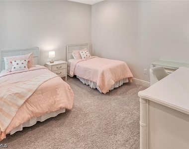6960 Avalon Circle - Photo Thumbnail 15