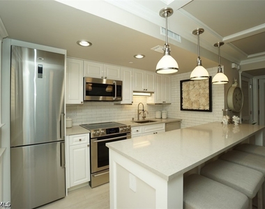 480 5th Street S - Photo Thumbnail 6