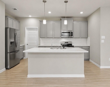 17542 Rosette Grass Drive - Photo Thumbnail 16