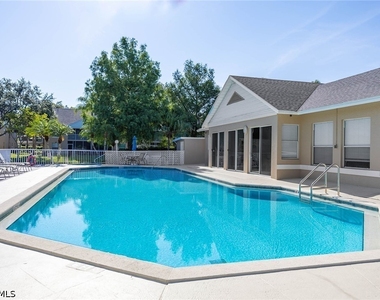 138 Pebble Shores Drive - Photo Thumbnail 25