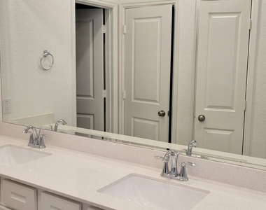 579 Dry Fork Lane - Photo Thumbnail 13