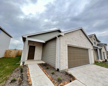 680 Amesbury Road - Photo Thumbnail 1