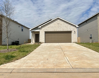 680 Amesbury Road - Photo Thumbnail 18
