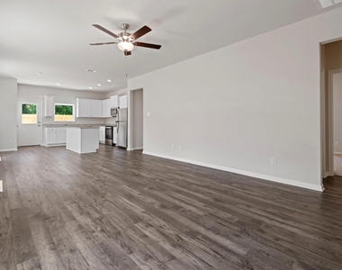 11704 Texas Spring Drive - Photo Thumbnail 2