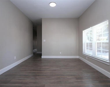 4445 Rusk - Photo Thumbnail 14