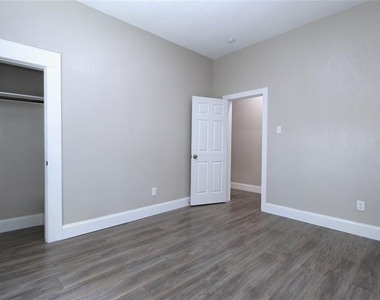 4445 Rusk - Photo Thumbnail 8