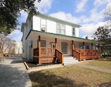 4445 Rusk - Photo Thumbnail 1