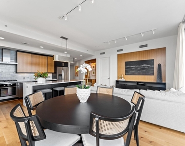 2207 Bancroft Street - Photo Thumbnail 9