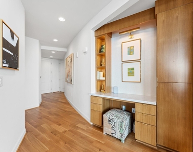2207 Bancroft Street - Photo Thumbnail 5