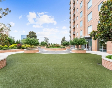 2207 Bancroft Street - Photo Thumbnail 34